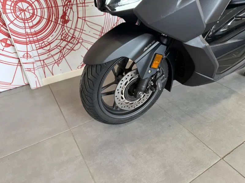 Honda Forza 350 (2022 - 24) (13)