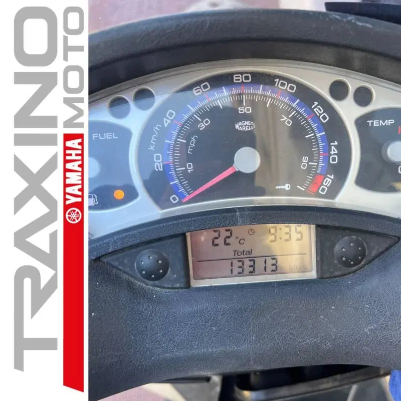 Yamaha X-Max 250 (2005 - 07) (4)