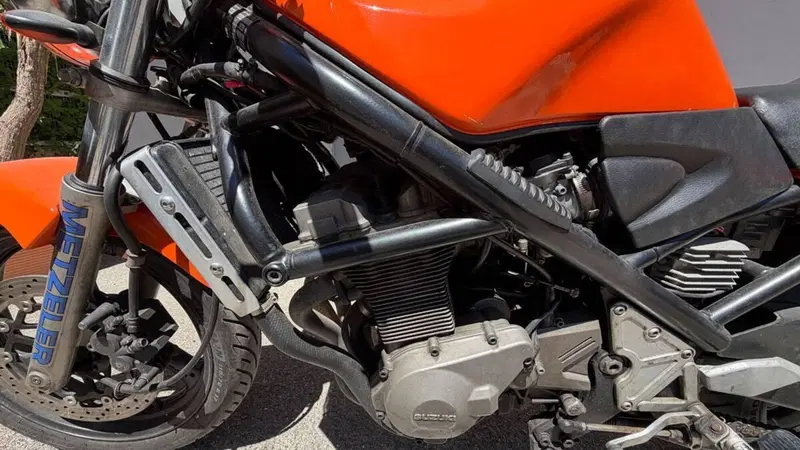 Suzuki GSF 400 Bandit (1991 - 97) (3)