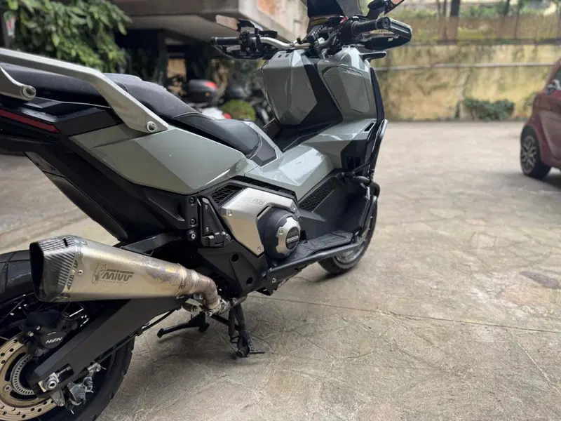 Honda X-ADV 750 DCT Gravel (2021 - 24) (5)