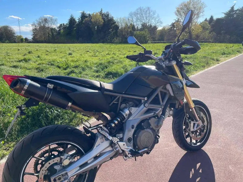 Aprilia Dorsoduro 750 (2009 - 14) (4)