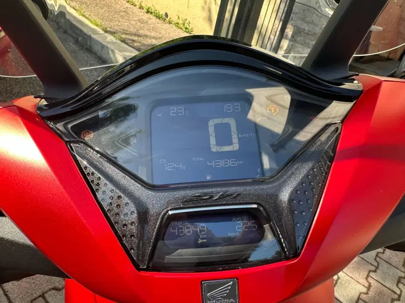 Honda SH 350i GT (2025 - 26) (7)