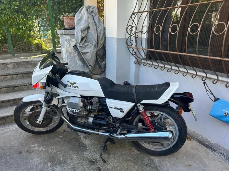 Moto Guzzi LE MANS III 850 (2)