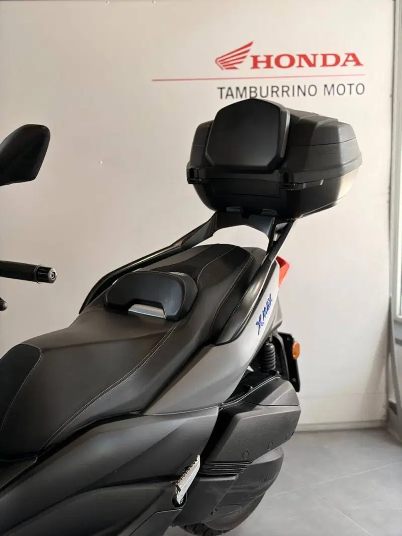 Yamaha X-Max 300 (2021 - 24) (7)