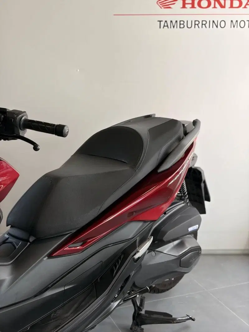 Honda Forza 350 (2025 - 26) (8)