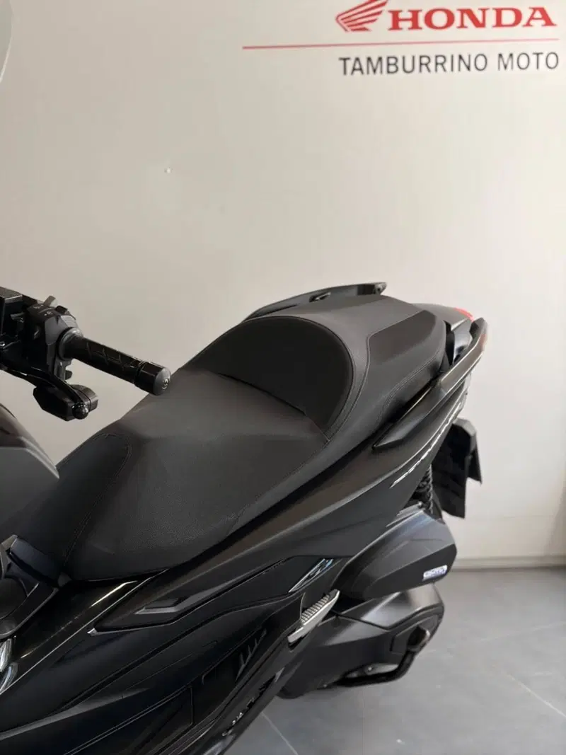 Honda Forza 350 (2022 - 24) (7)