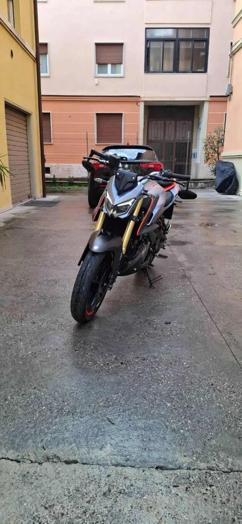QJ Motor SRK 125 S (2023 - 24)