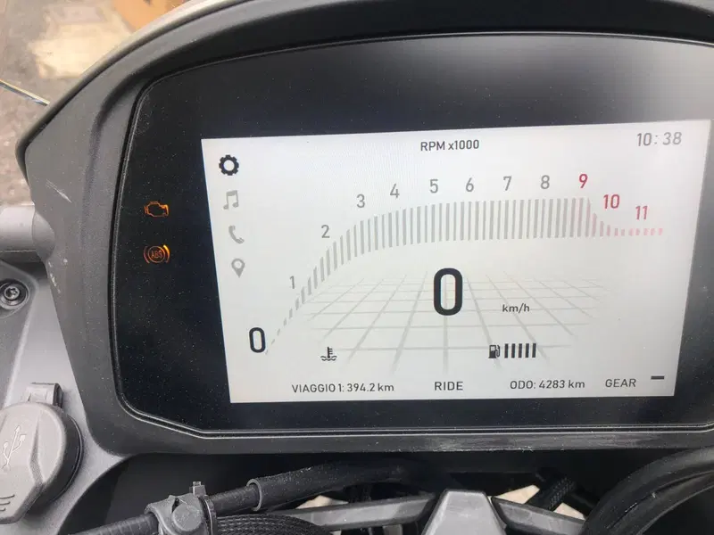 Moto Morini X-Cape 650 (2021 - 26) (5)