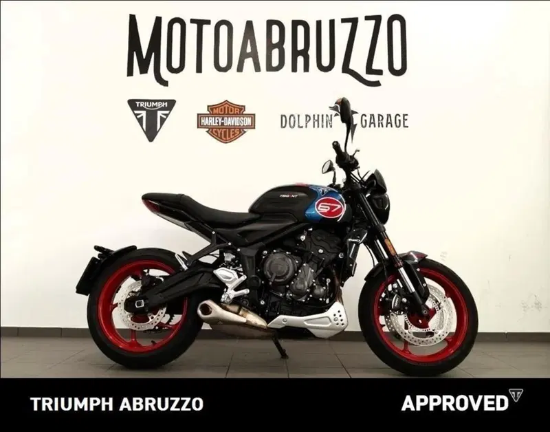 Triumph Trident 660 Triple Tribute Edition (2025 - 26) (9)