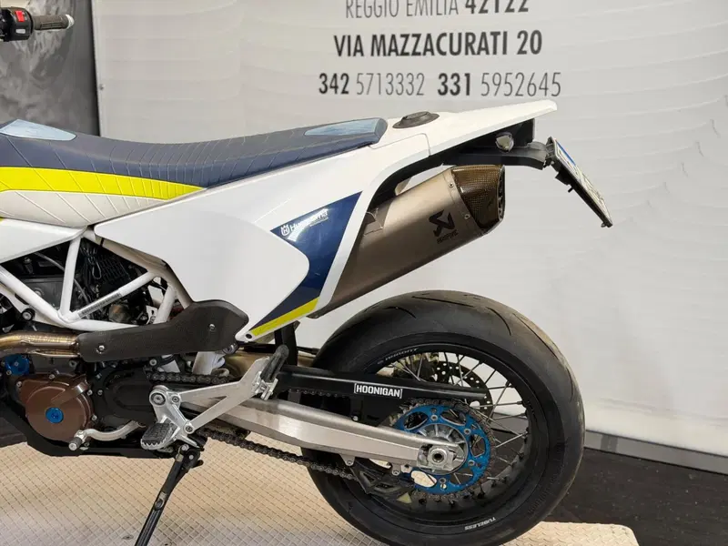 Husqvarna 701 Supermoto (2017 - 19) (9)