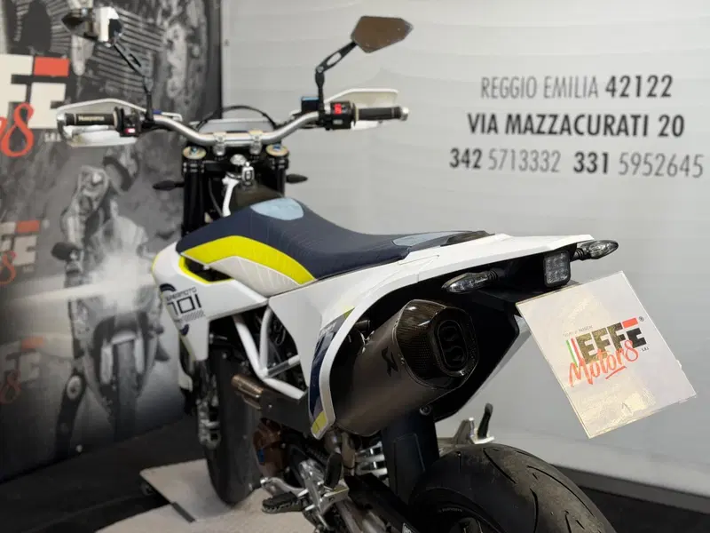 Husqvarna 701 Supermoto (2017 - 19) (11)