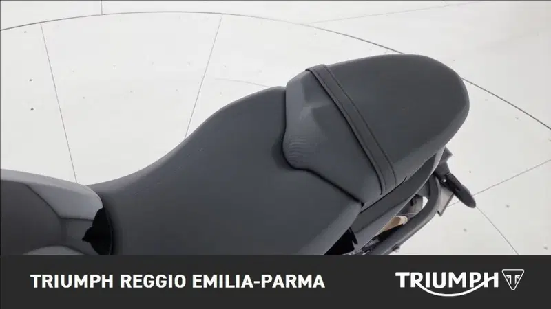 Triumph Trident 800 (2026) (13)