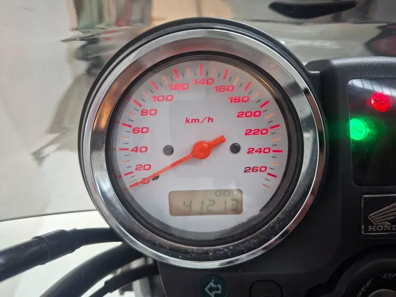 Honda Hornet 600 (2003 - 04) (3)