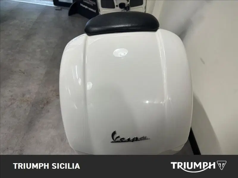 Vespa GTS 300 (2017 - 18) (10)