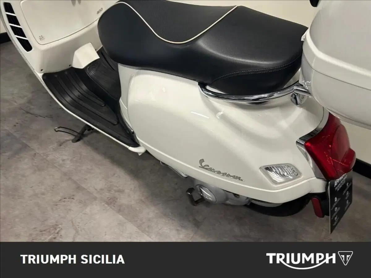 Vespa GTS 300 (2017 - 18) (9)