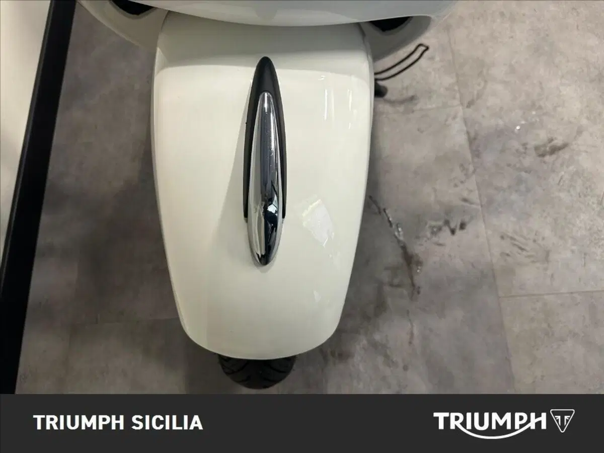 Vespa GTS 300 (2017 - 18) (18)