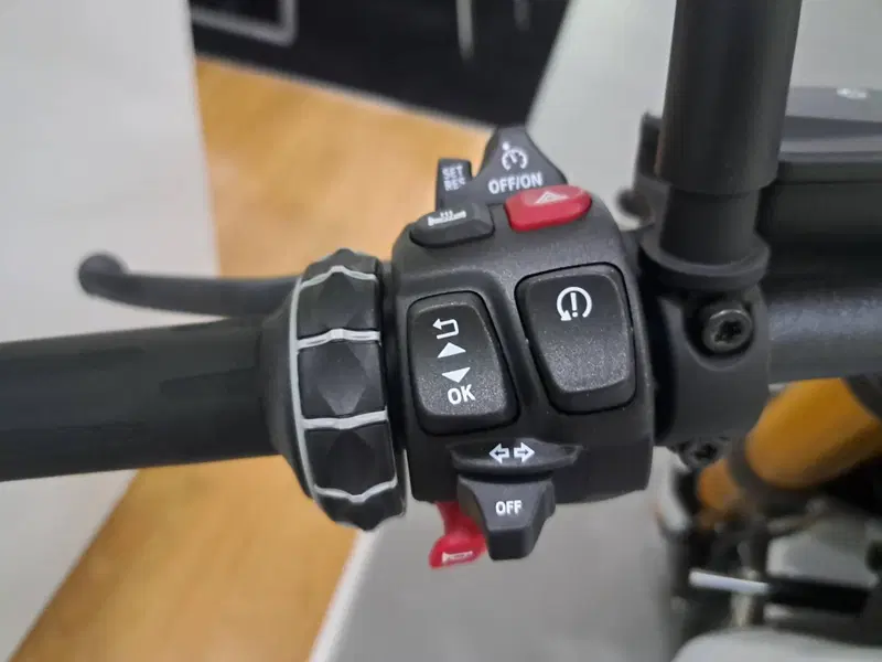 Bmw R 12 G/S (2026) (6)