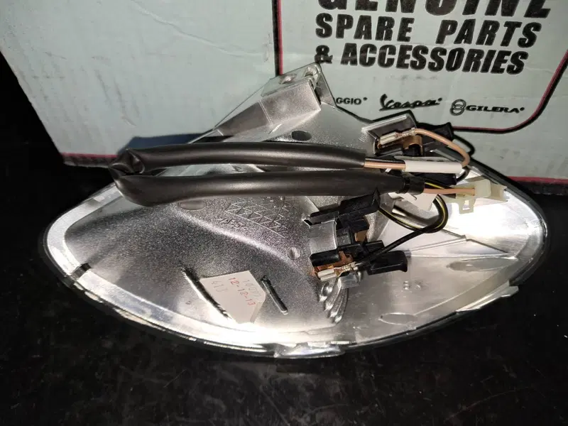 FANALE/FRECCIA POST. SX X9 125/200/250/500 2001/07 Piaggio (2)