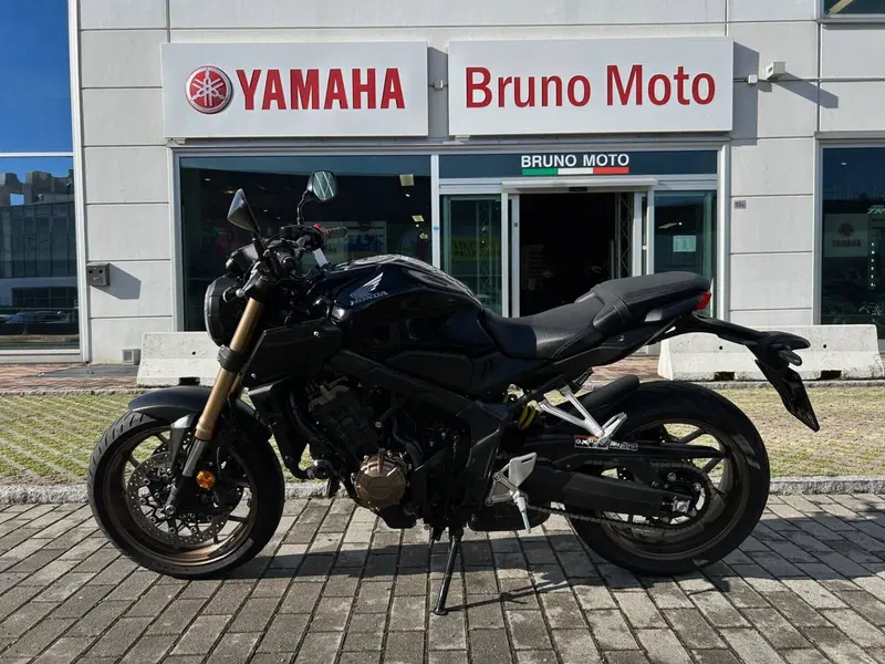 Vendo Honda CB 650 R (2019 - 20) usata a Alme' (codice 10011951) - Moto.it