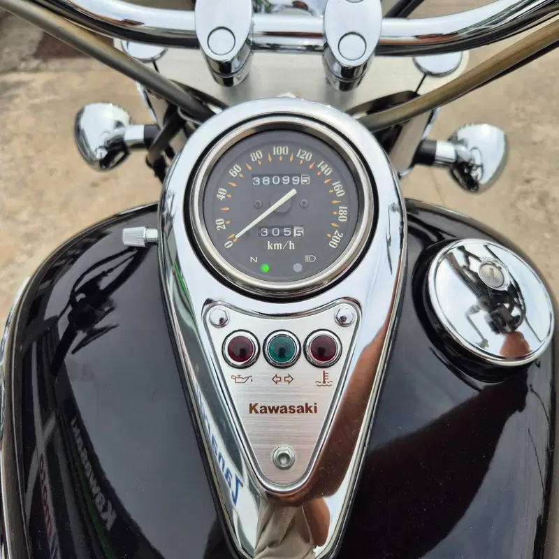 Kawasaki VN 800 Classic (1996 - 00) (7)