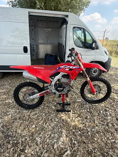 Honda CRF 250R (2022) usata