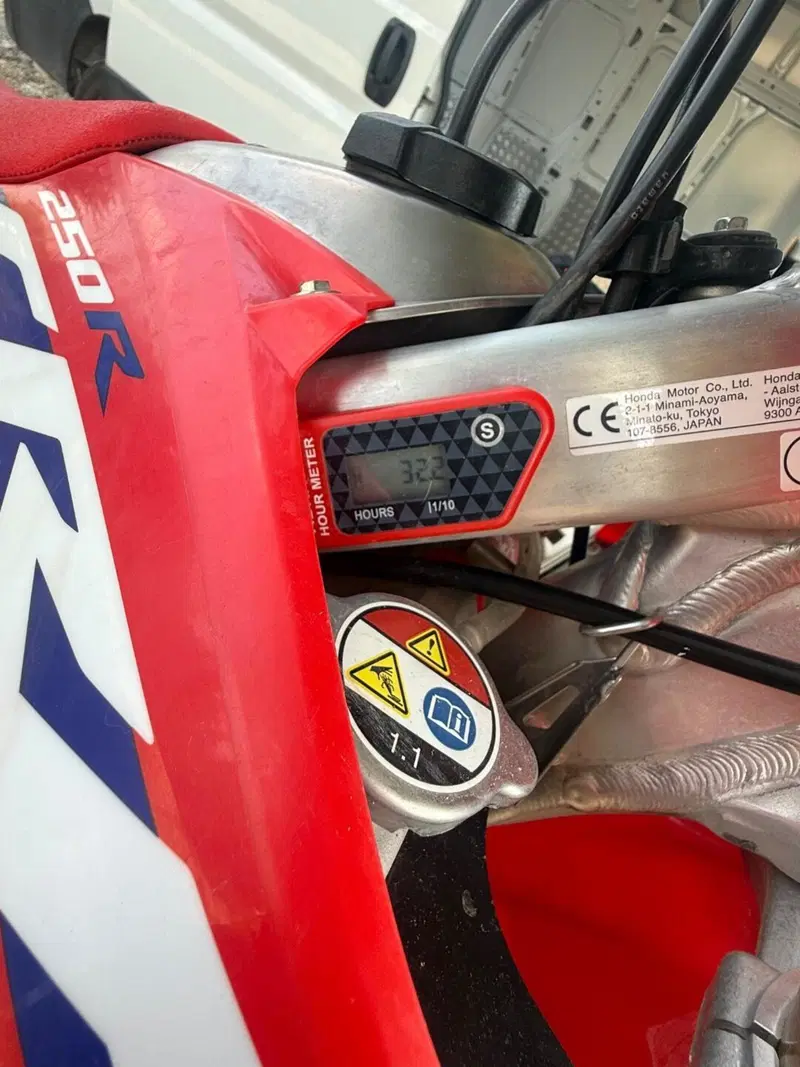 Honda CRF 250R (2022) (5)