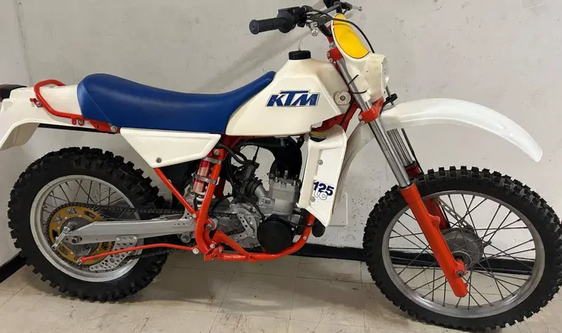 KTM GS 125 (2)
