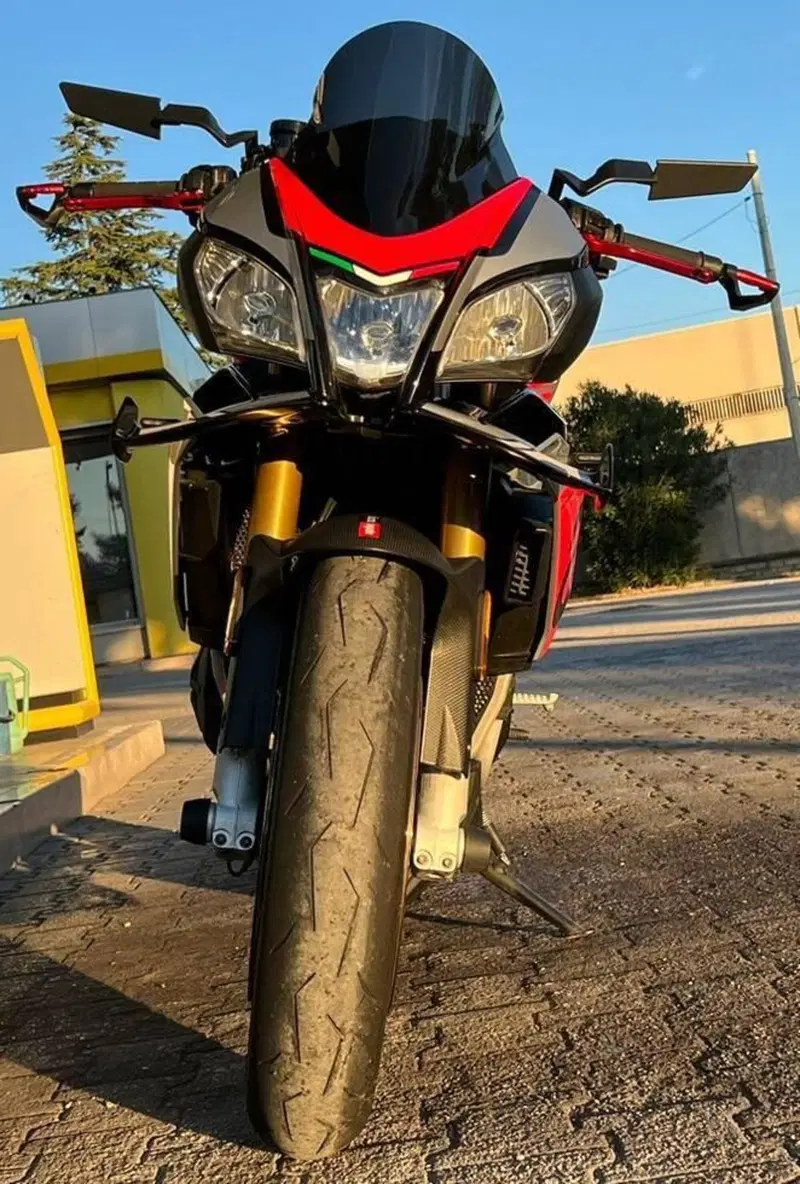Aprilia Tuono V4 RR (2017 - 18) (6)