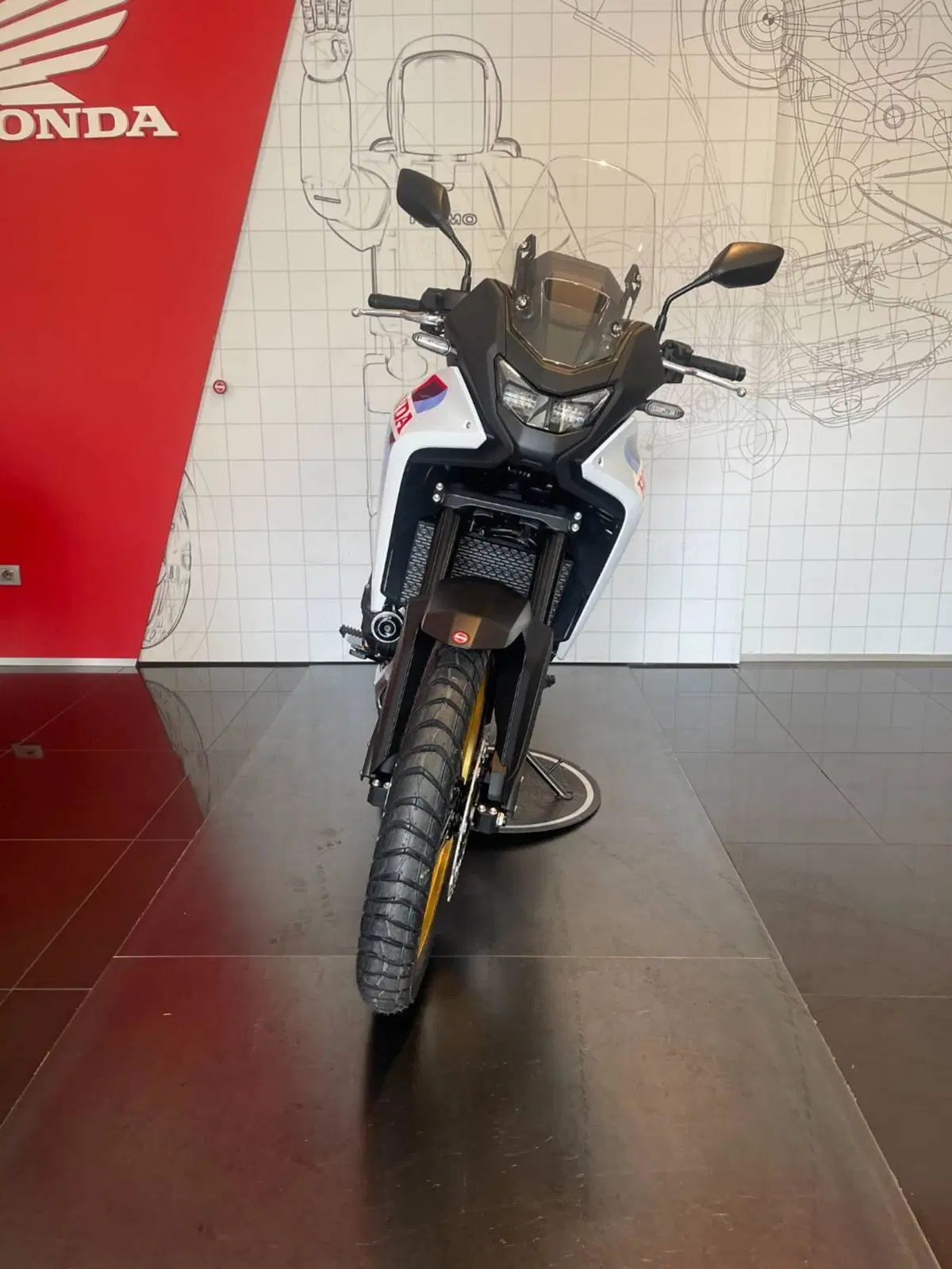 Honda Transalp XL750 (2026) (3)