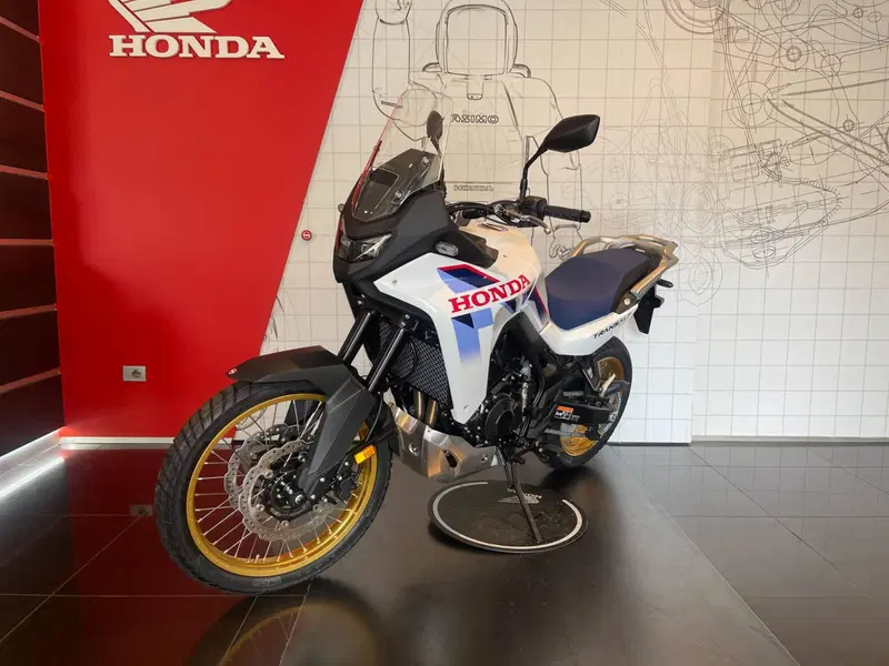 Honda Transalp XL750 (2026) (4)