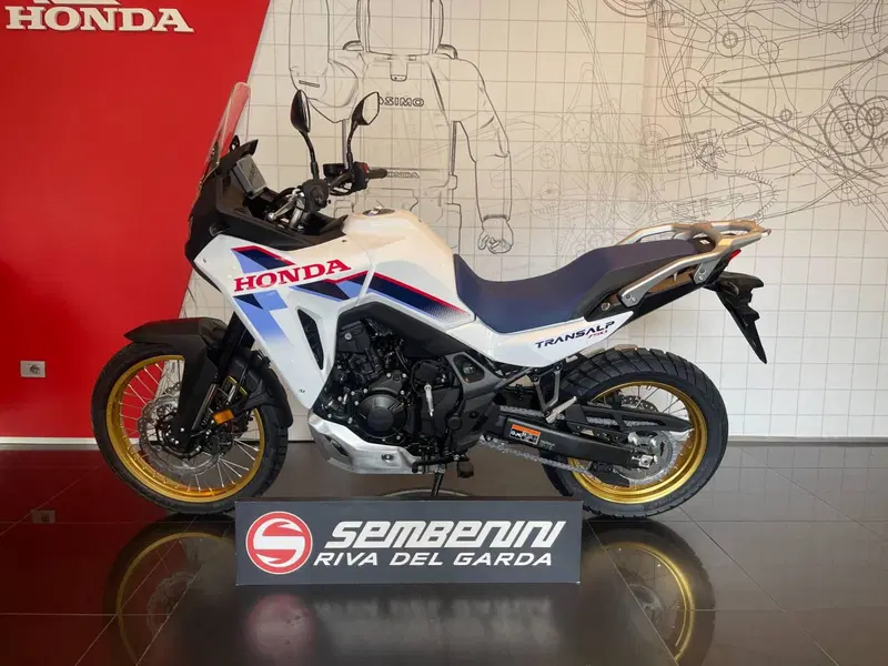 Honda Transalp XL750 (2026) (5)