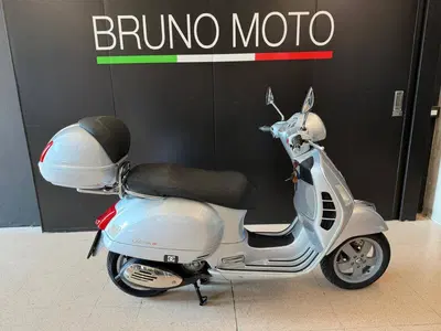 Vespa GTS 250 i.e. usata