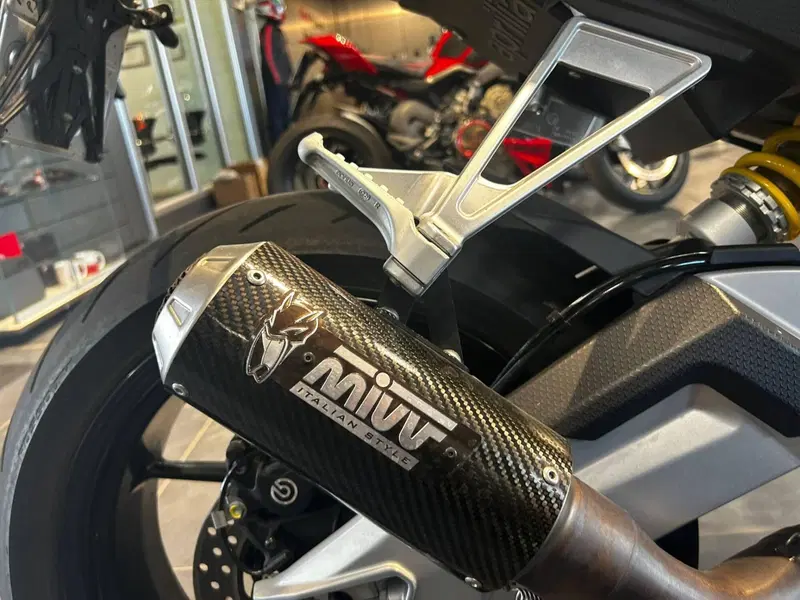 Aprilia Tuono 660 Factory (2022 - 24) (5)
