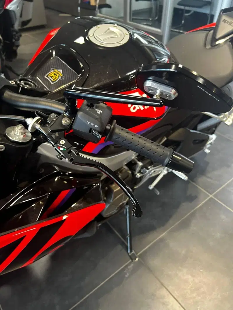 Aprilia Tuono 660 Factory (2022 - 24) (7)