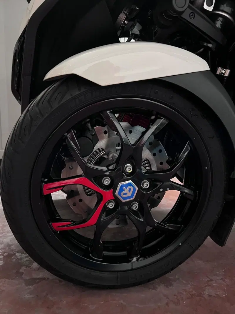 Piaggio MP3 400 Sport ABS Hpe (2021 - 22) (7)