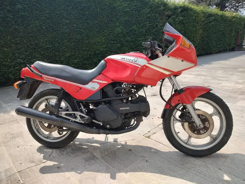 Cagiva ALAZZURRA 350 (2)