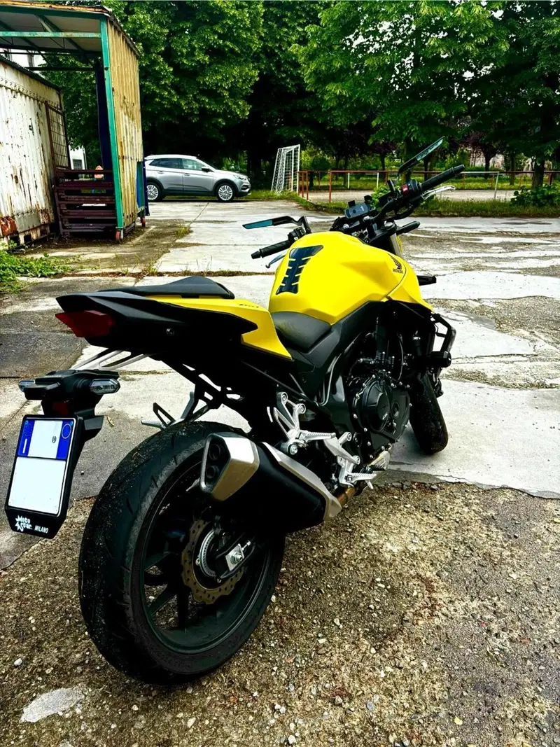 Honda CB 750 Hornet (2023 - 24) (4)