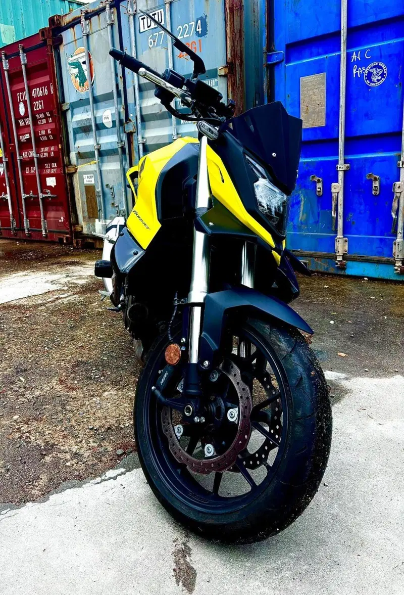 Honda CB 750 Hornet (2023 - 24) (6)
