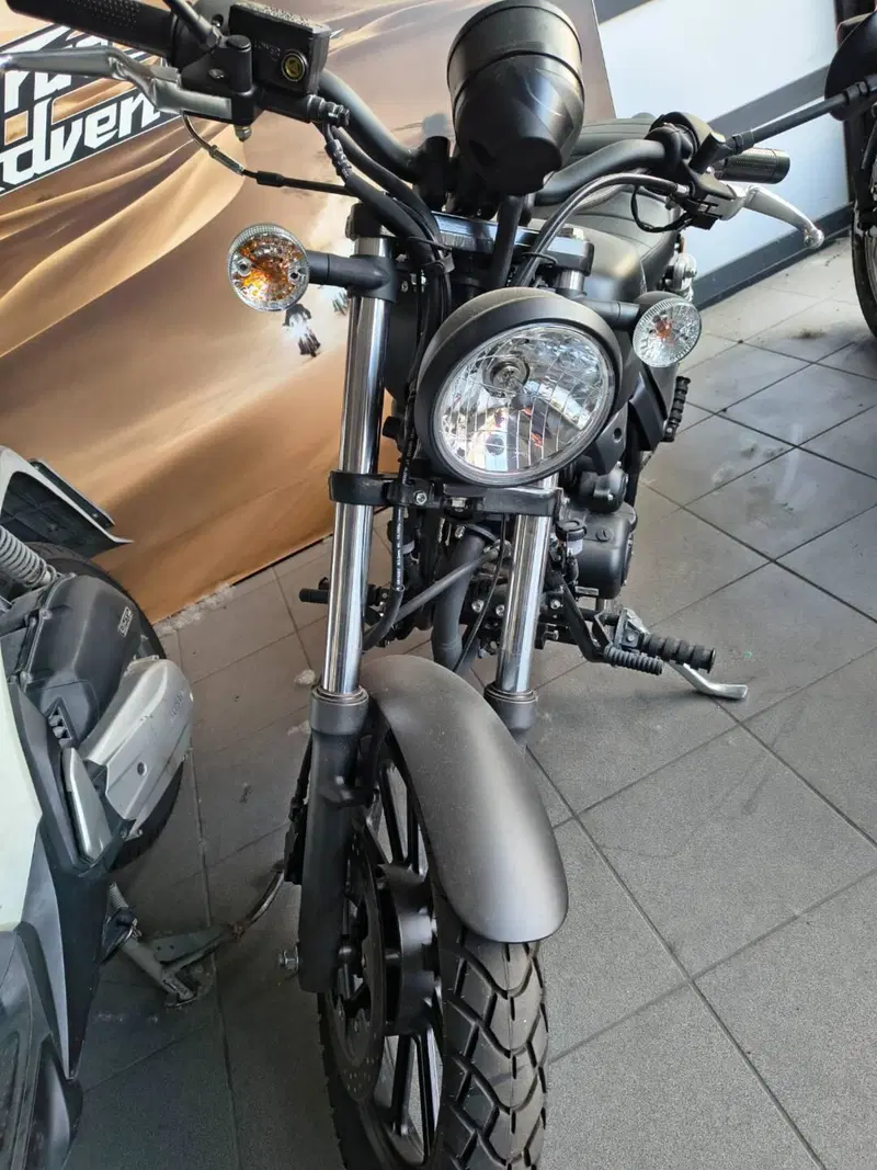Vendo Keeway Motor K-Light 125 (2021 - 25) usata a Gorgonzola (codice ...