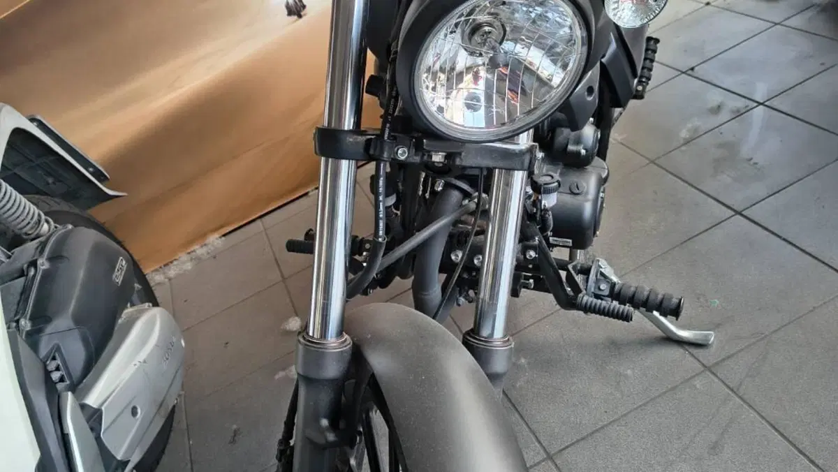 Vendo Keeway Motor K-Light 125 (2021 - 25) usata a Gorgonzola (codice ...