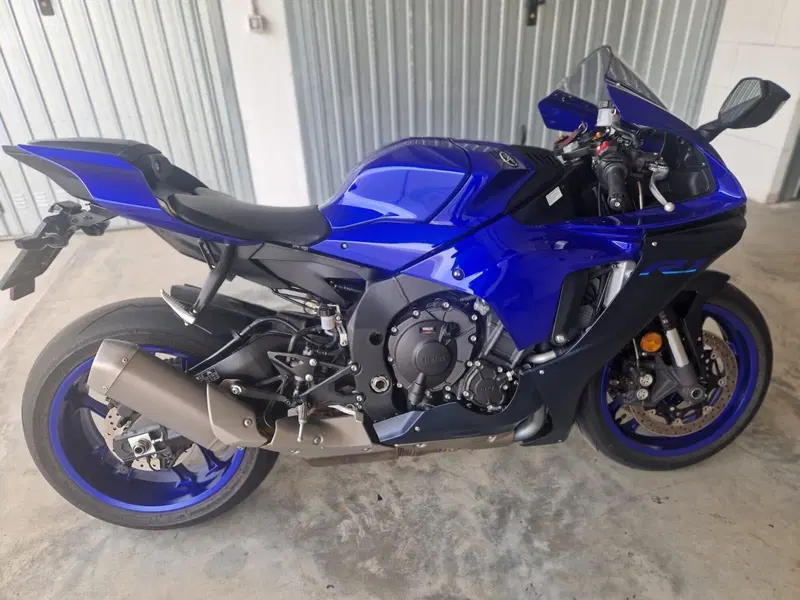 Yamaha YZF R1 (2020 - 25) (4)