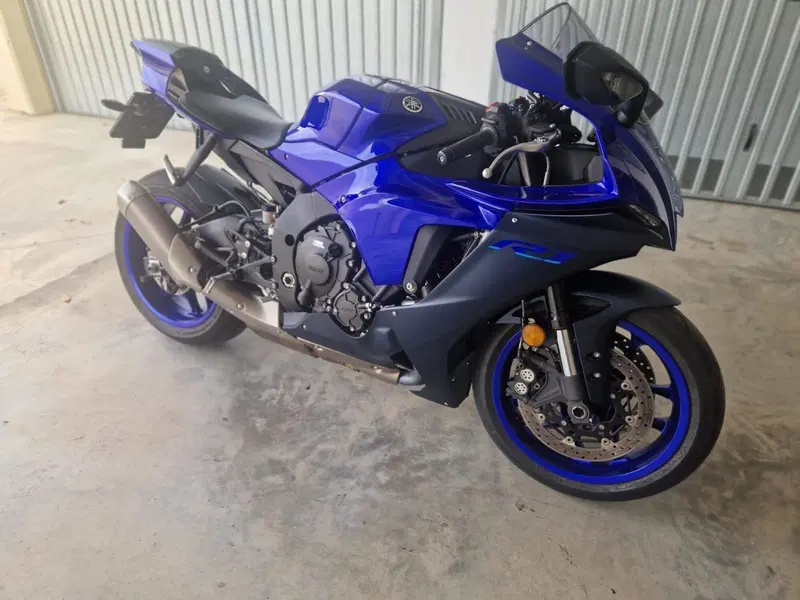 Yamaha YZF R1 (2020 - 25) (6)