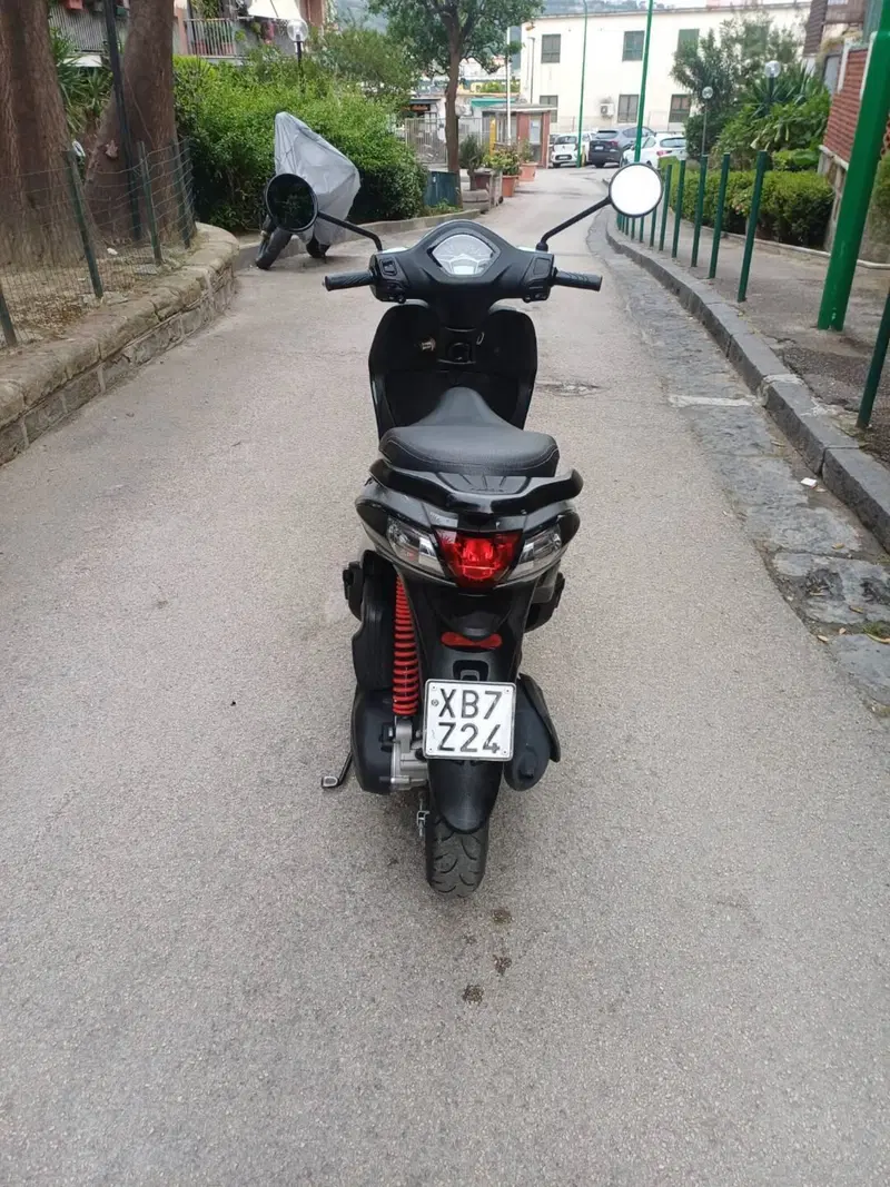 Piaggio Liberty 50 RST (2025 - 26) (4)