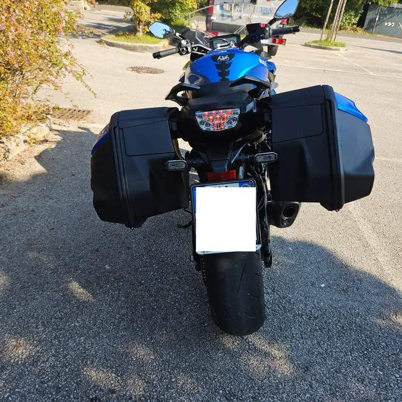 Suzuki GSX-S1000GT (2025 - 26) (10)