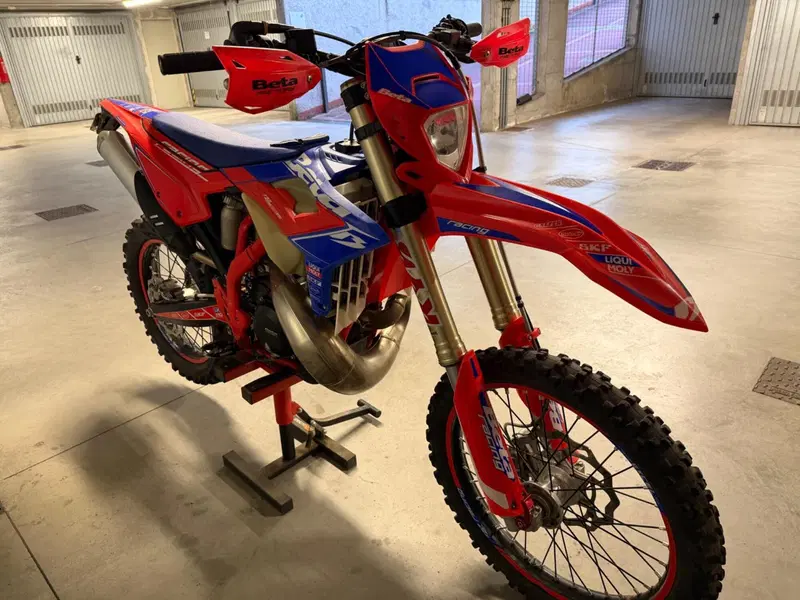 Betamotor RR 300 2T Enduro Racing (2023) (9)