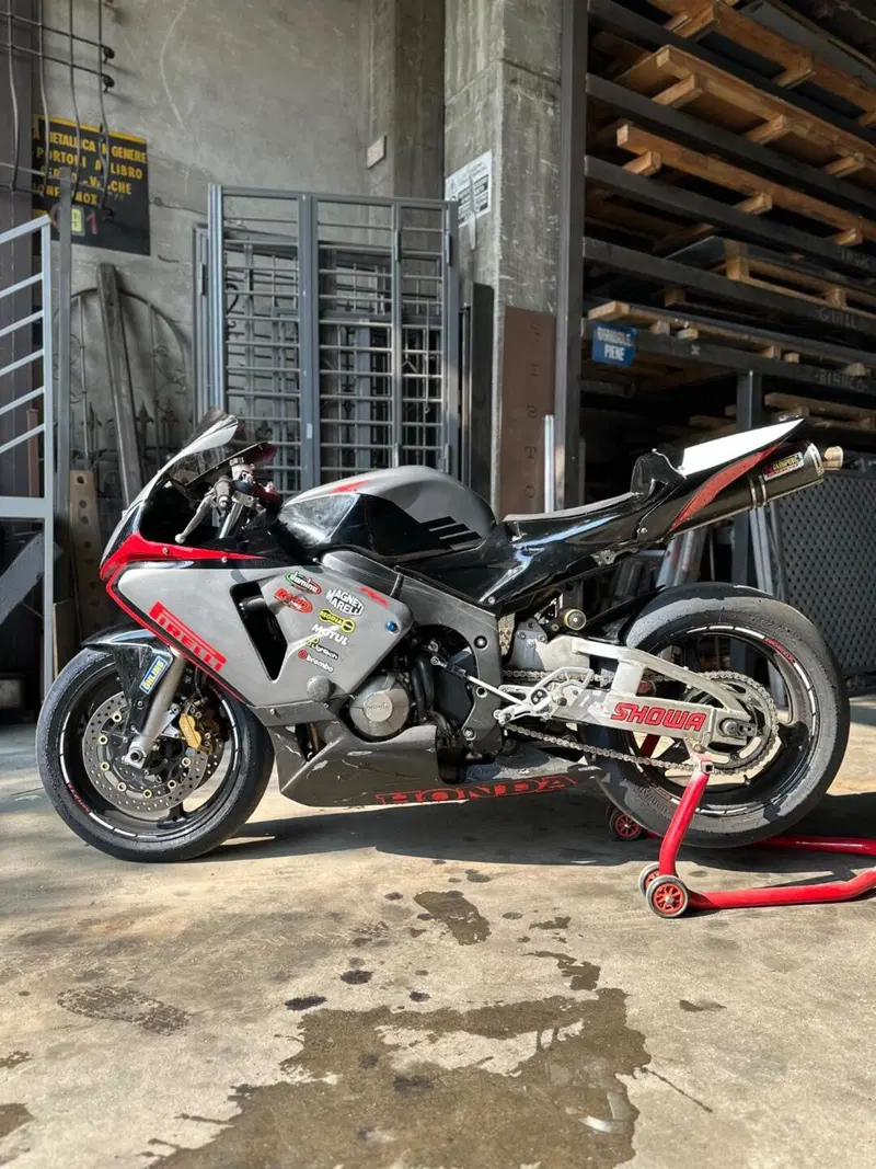 Honda CBR 600 RR (2003 - 04)