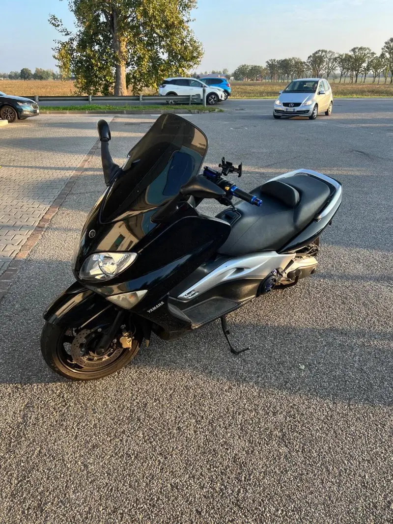 Yamaha T-Max 500 (2004 - 07) (2)