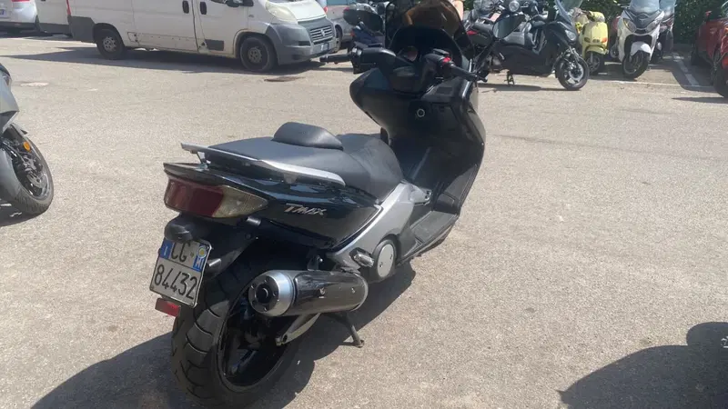 Yamaha T-Max 500 (2004 - 07) (5)