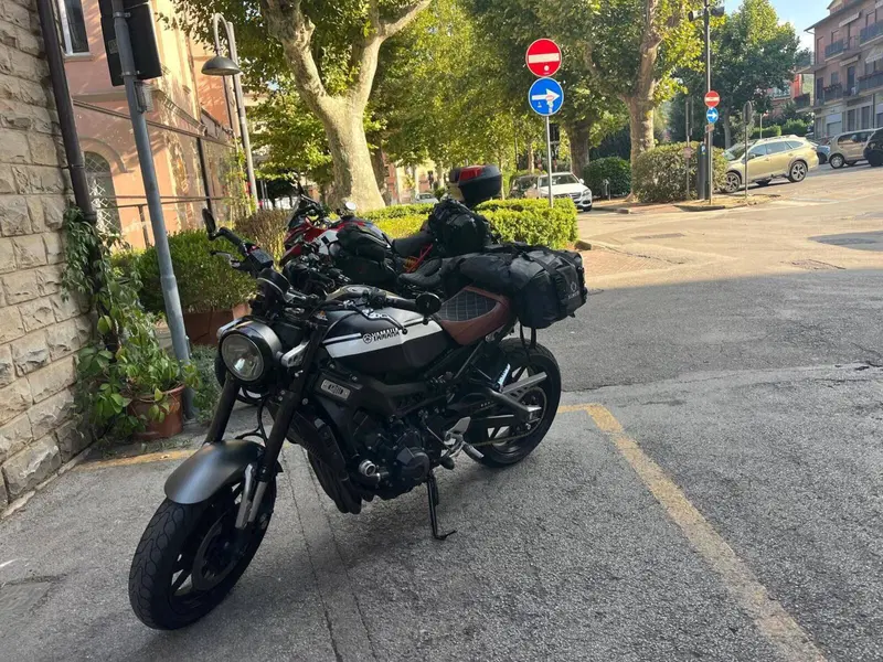 Yamaha XSR 900 ABS (2016 - 20) (2)