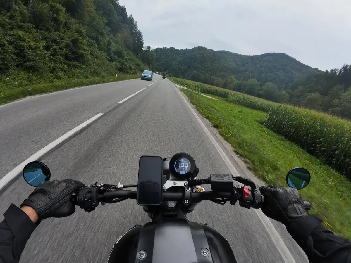 Yamaha XSR 900 ABS (2016 - 20) (3)